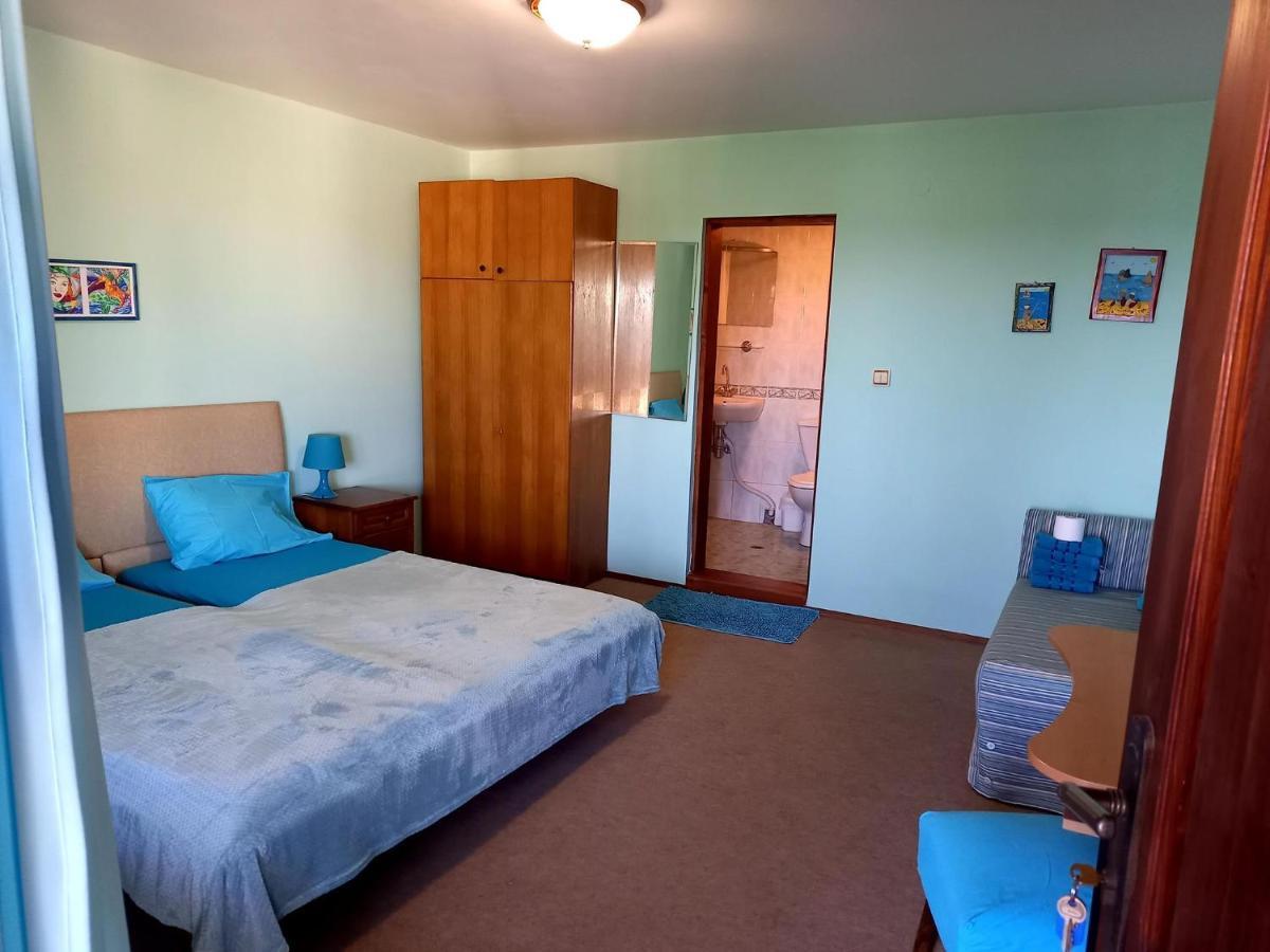 Regina'S Guesthouse بالشيك المظهر الخارجي الصورة